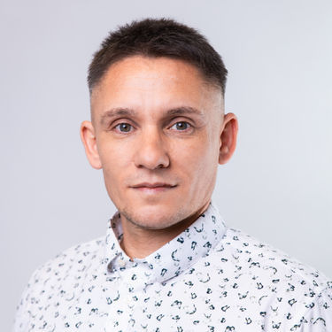 Mr Mariusz Welman
